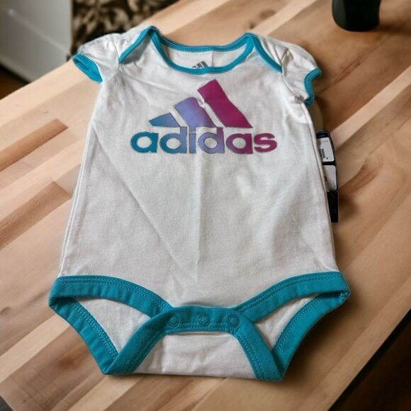 NWT Adidas Onesie 6 Months - Picture 1 of 4